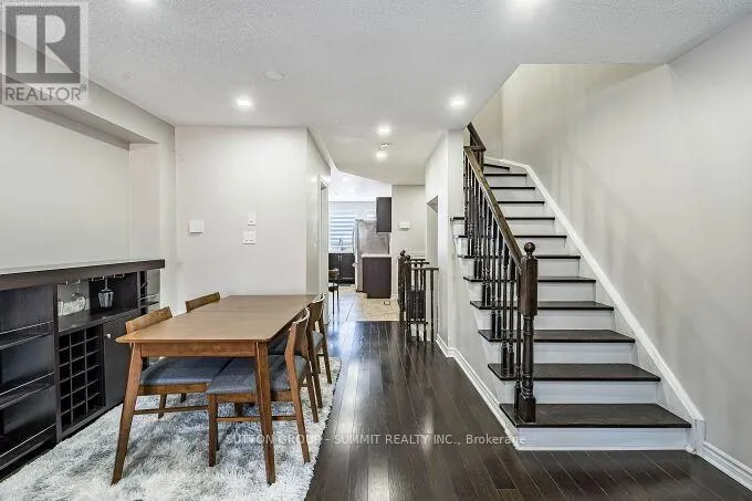 65 SPADINA ROAD