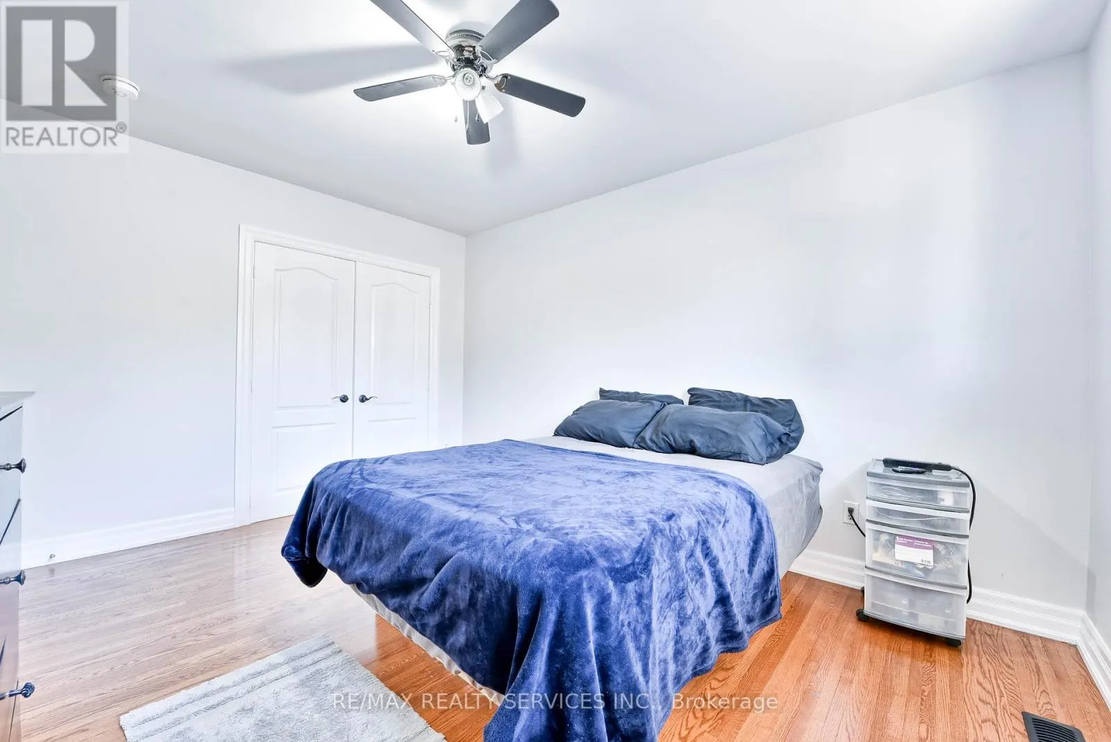 23 WINDERMERE COURT