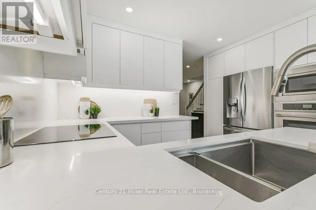 17 - 1120 QUEENS AVENUE, #17
