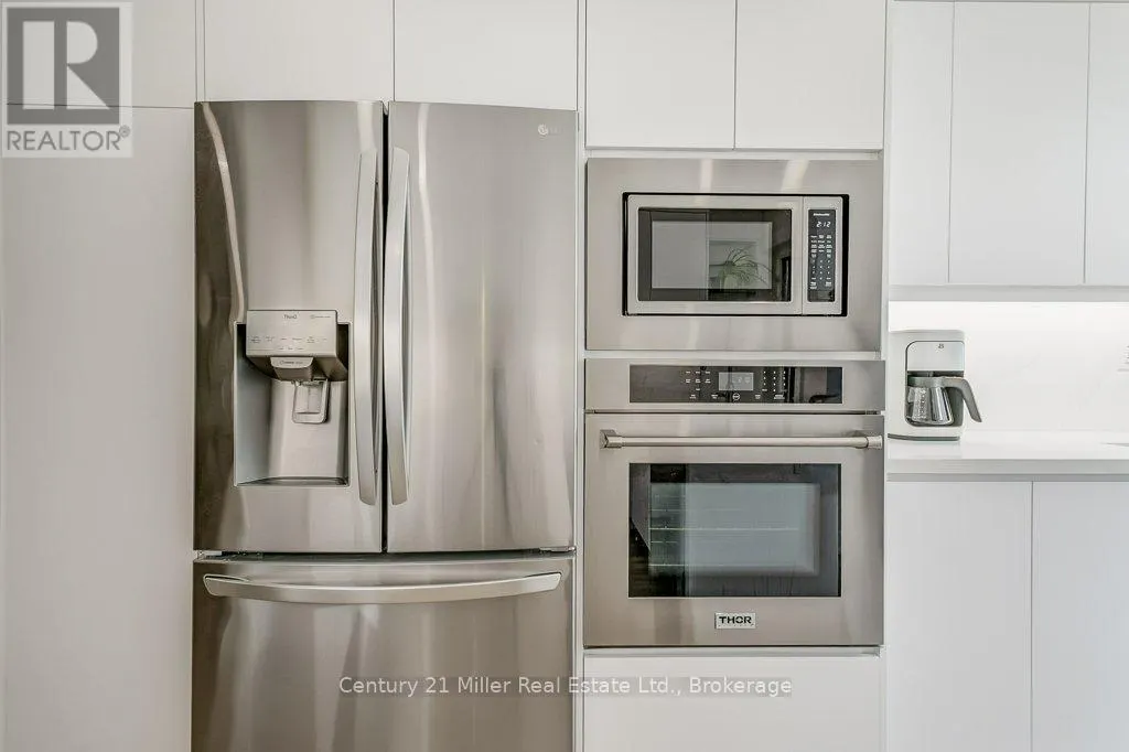 17 - 1120 QUEENS AVENUE, #17