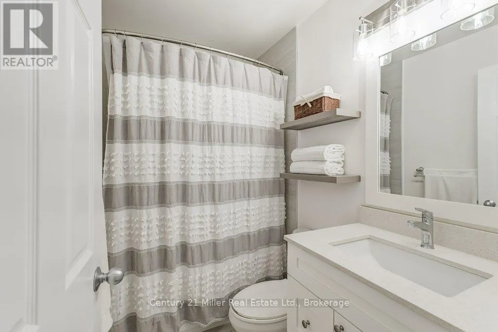 17 - 1120 QUEENS AVENUE, #17