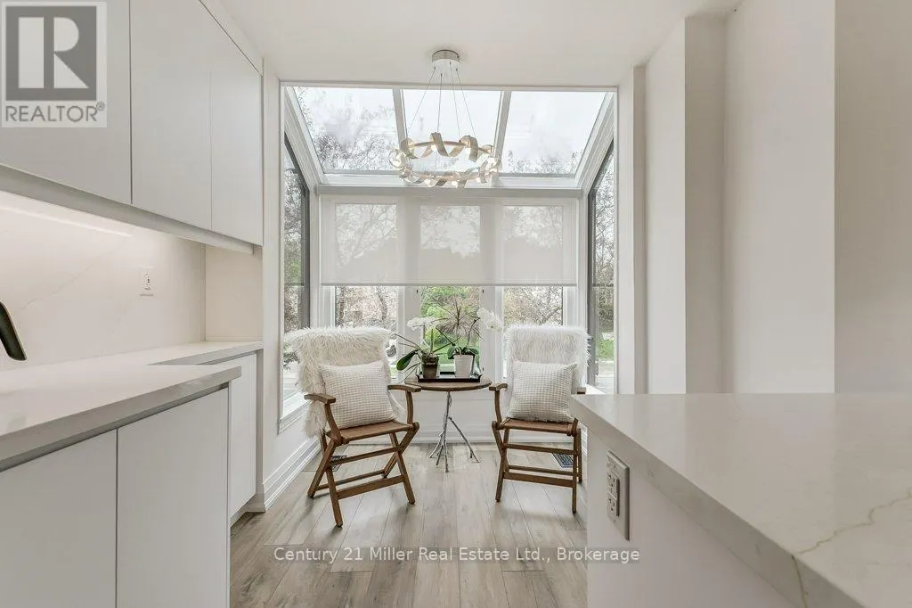 17 - 1120 QUEENS AVENUE, #17