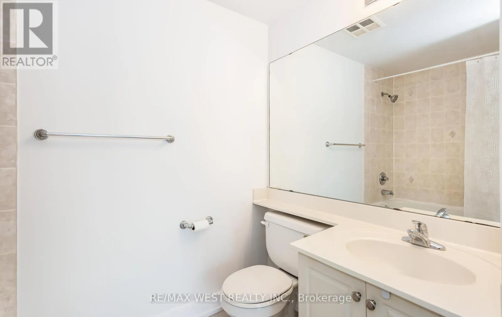 2001 - 220 BURNHAMTHORPE ROAD W