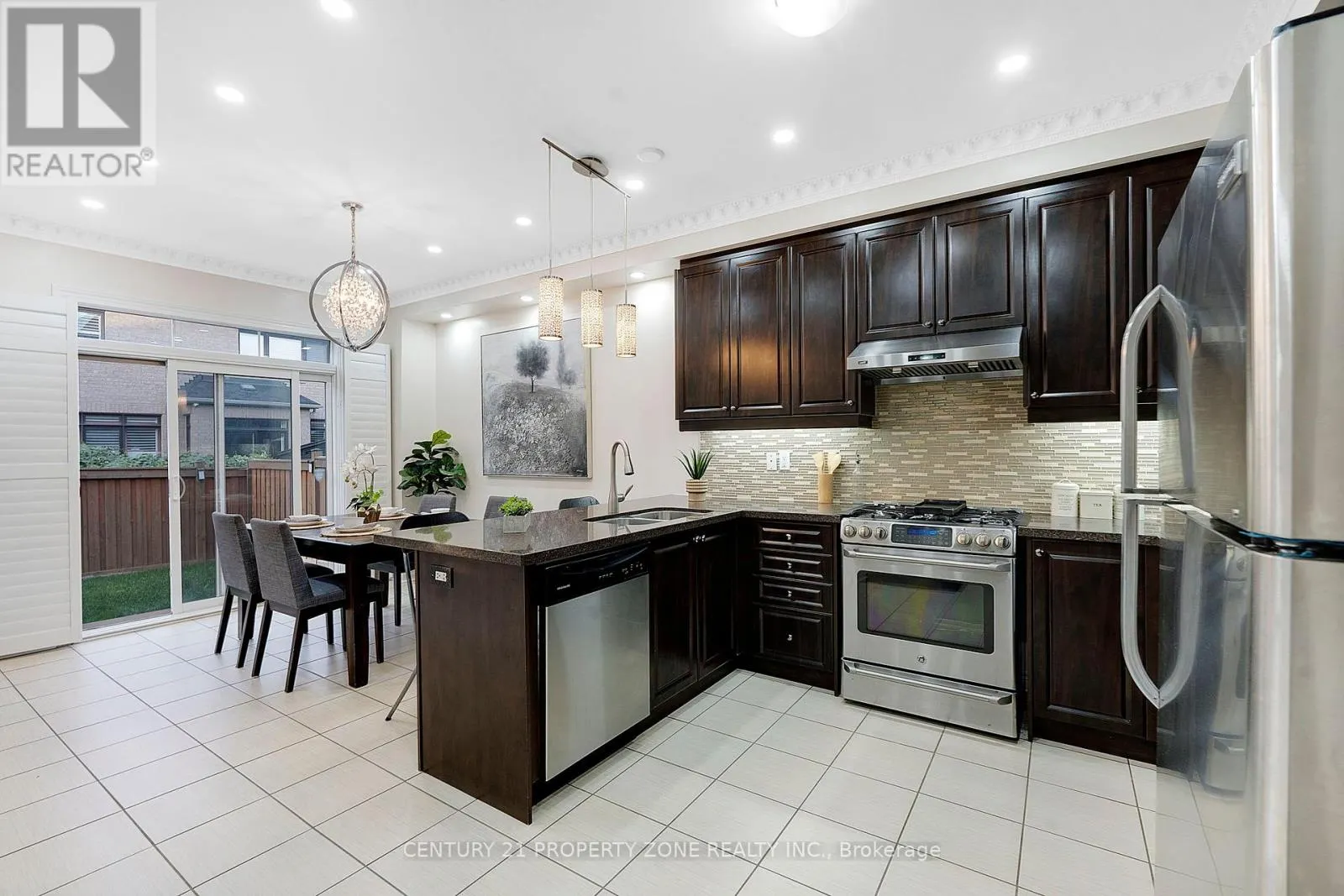 87 VILLADOWNS TRAIL