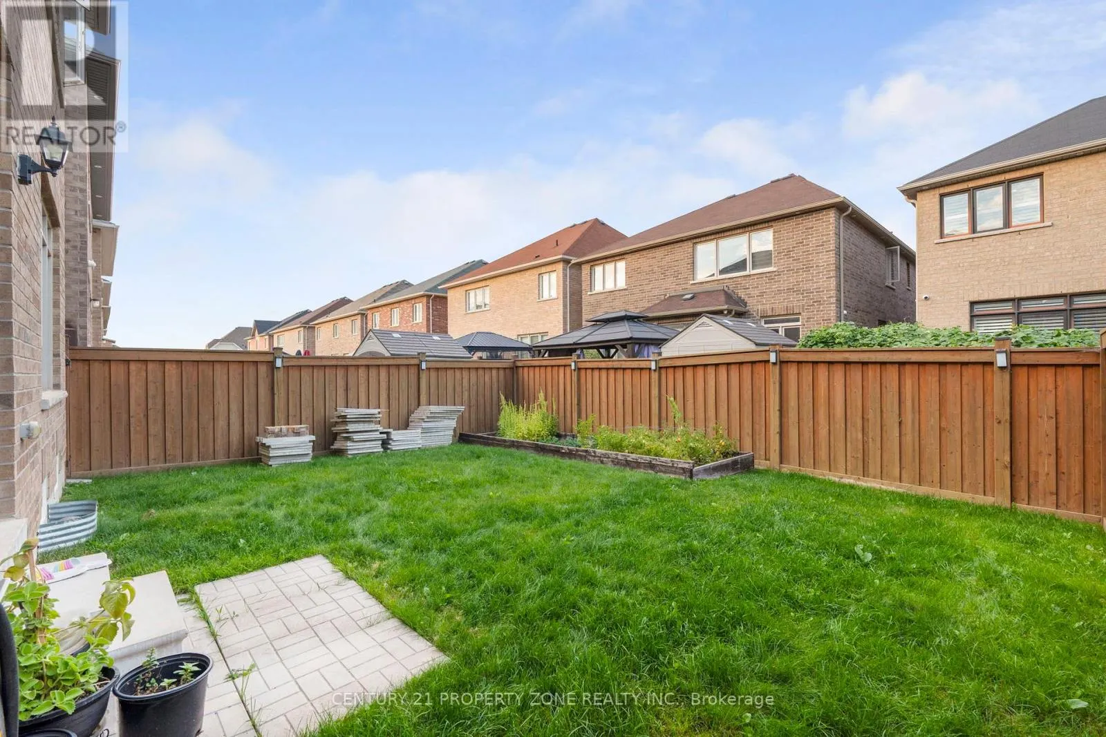 87 VILLADOWNS TRAIL