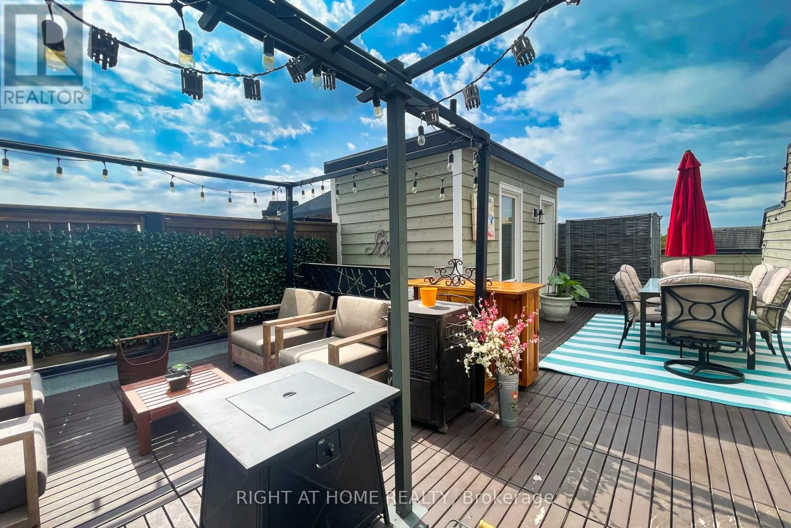 10 - 120 BRONTE ROAD