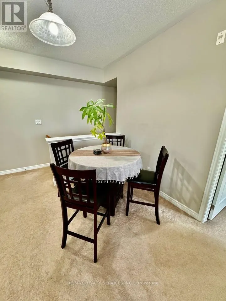 2339 SAWGRASS DRIVE