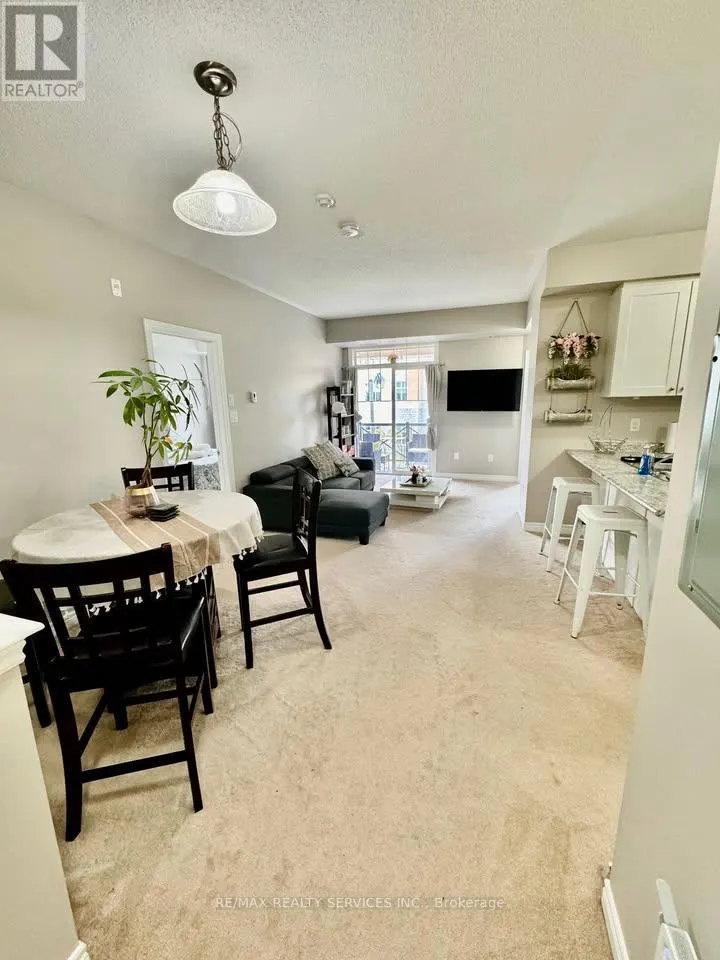2339 SAWGRASS DRIVE