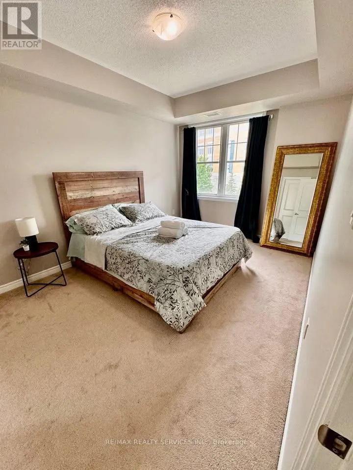 2339 SAWGRASS DRIVE