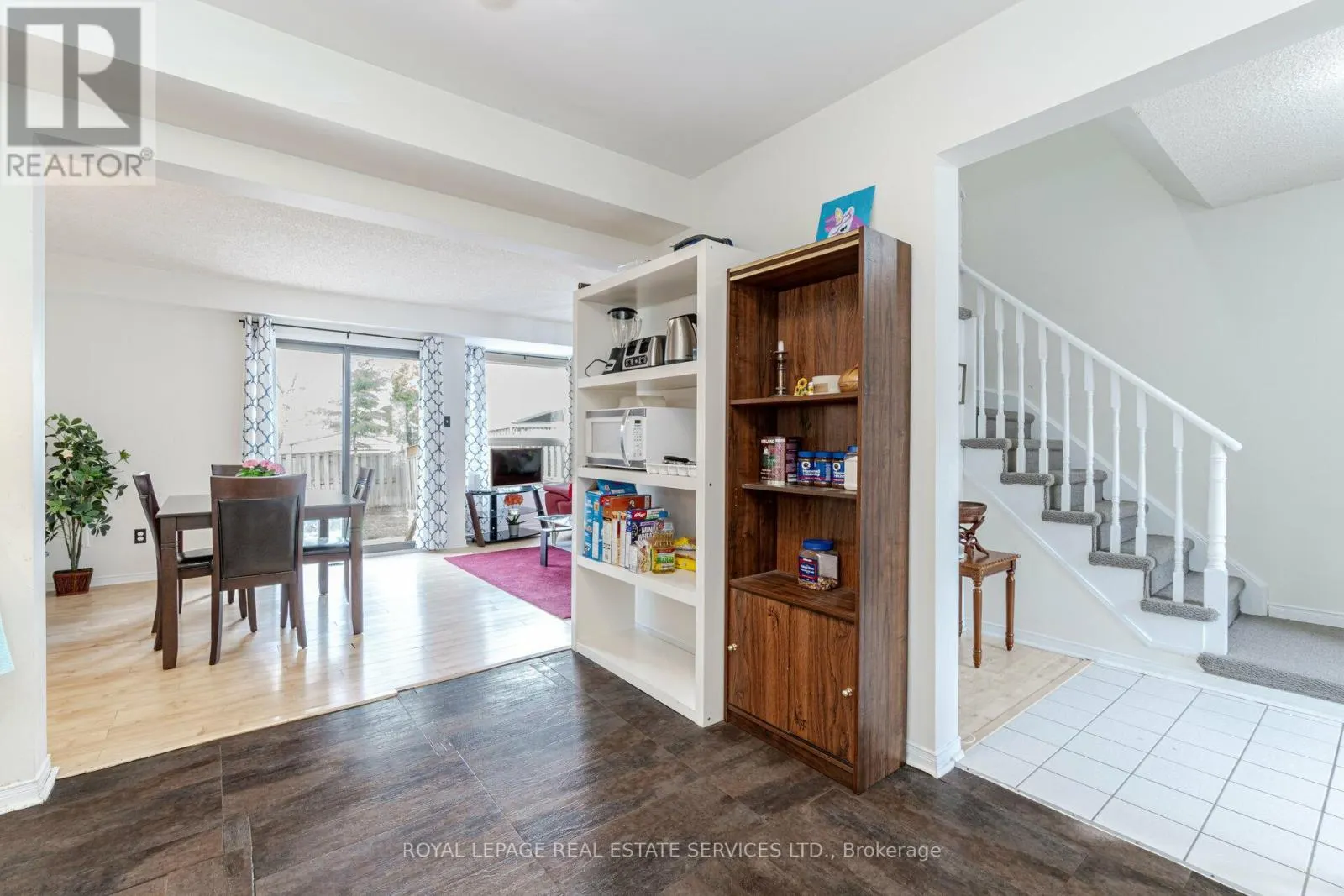 10 MULLIS CRESCENT