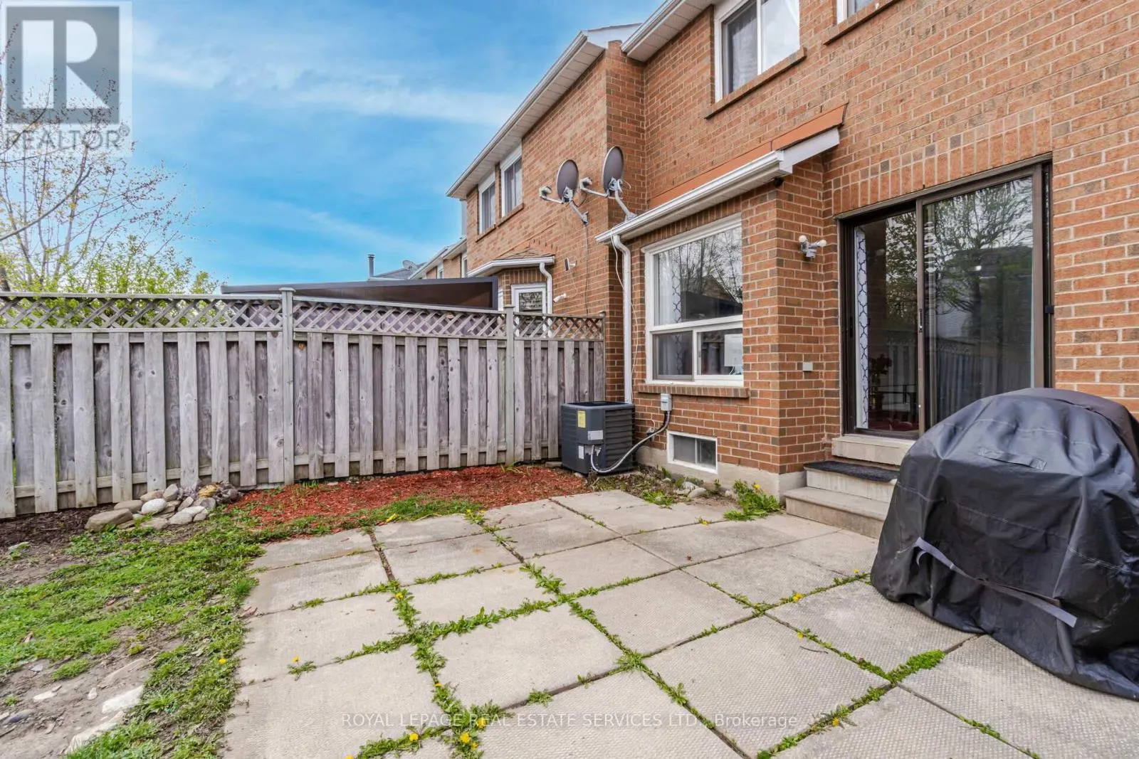 10 MULLIS CRESCENT