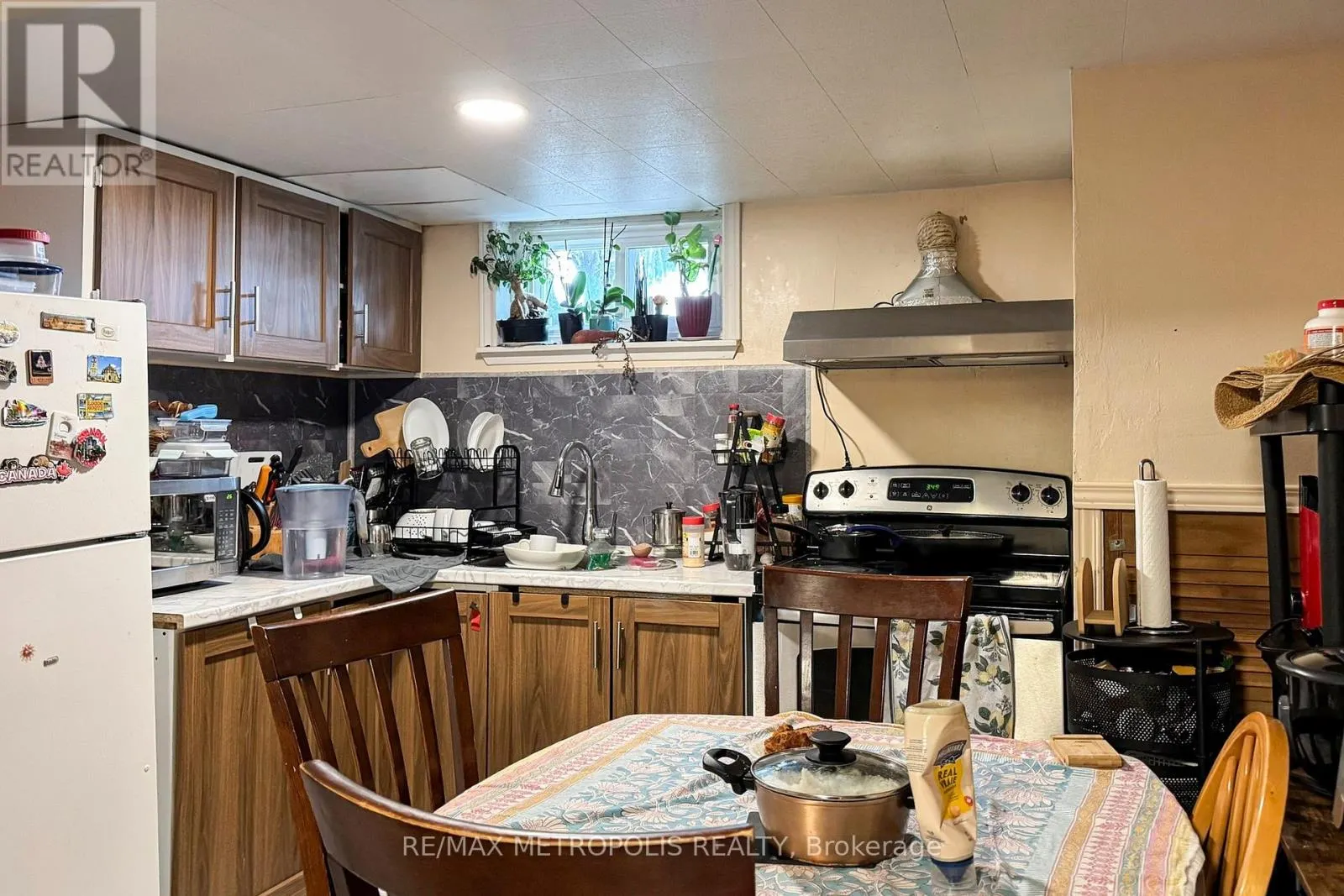 49 MAGELLAN DRIVE
