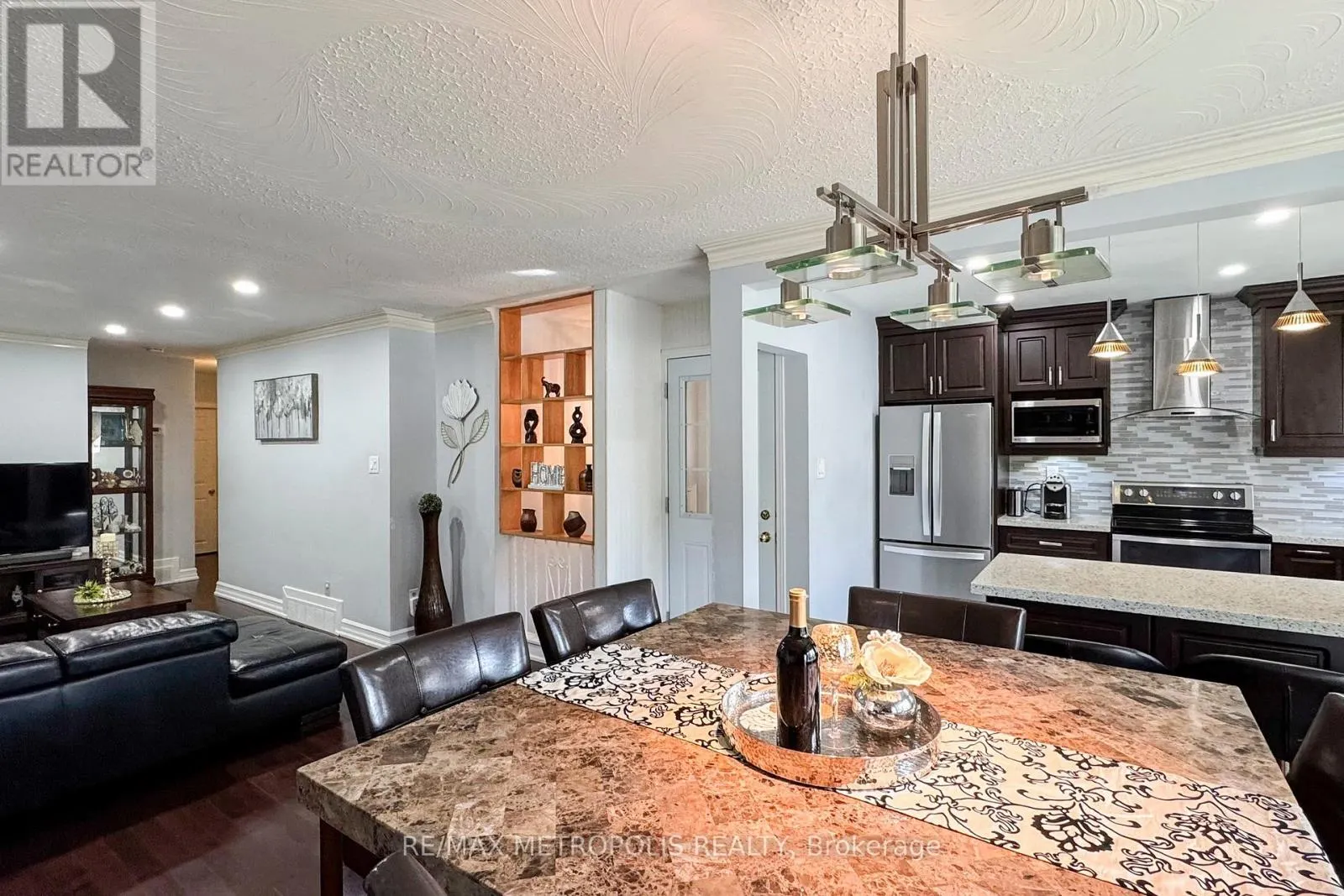 49 MAGELLAN DRIVE