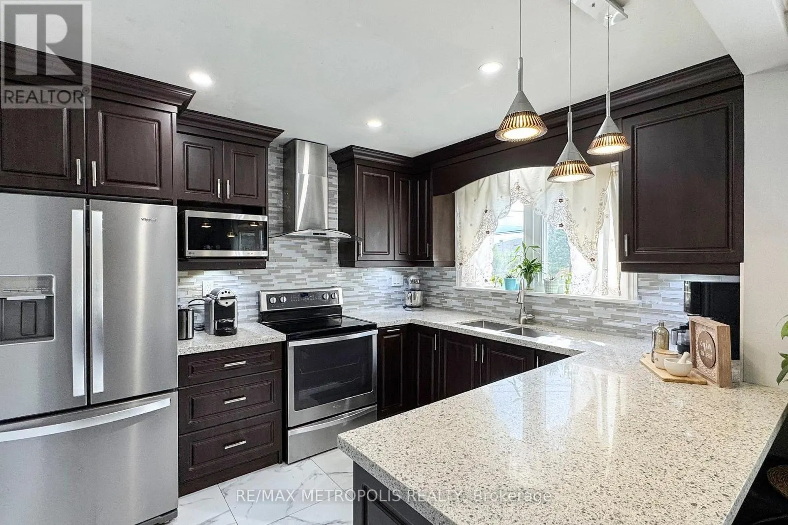 49 MAGELLAN DRIVE