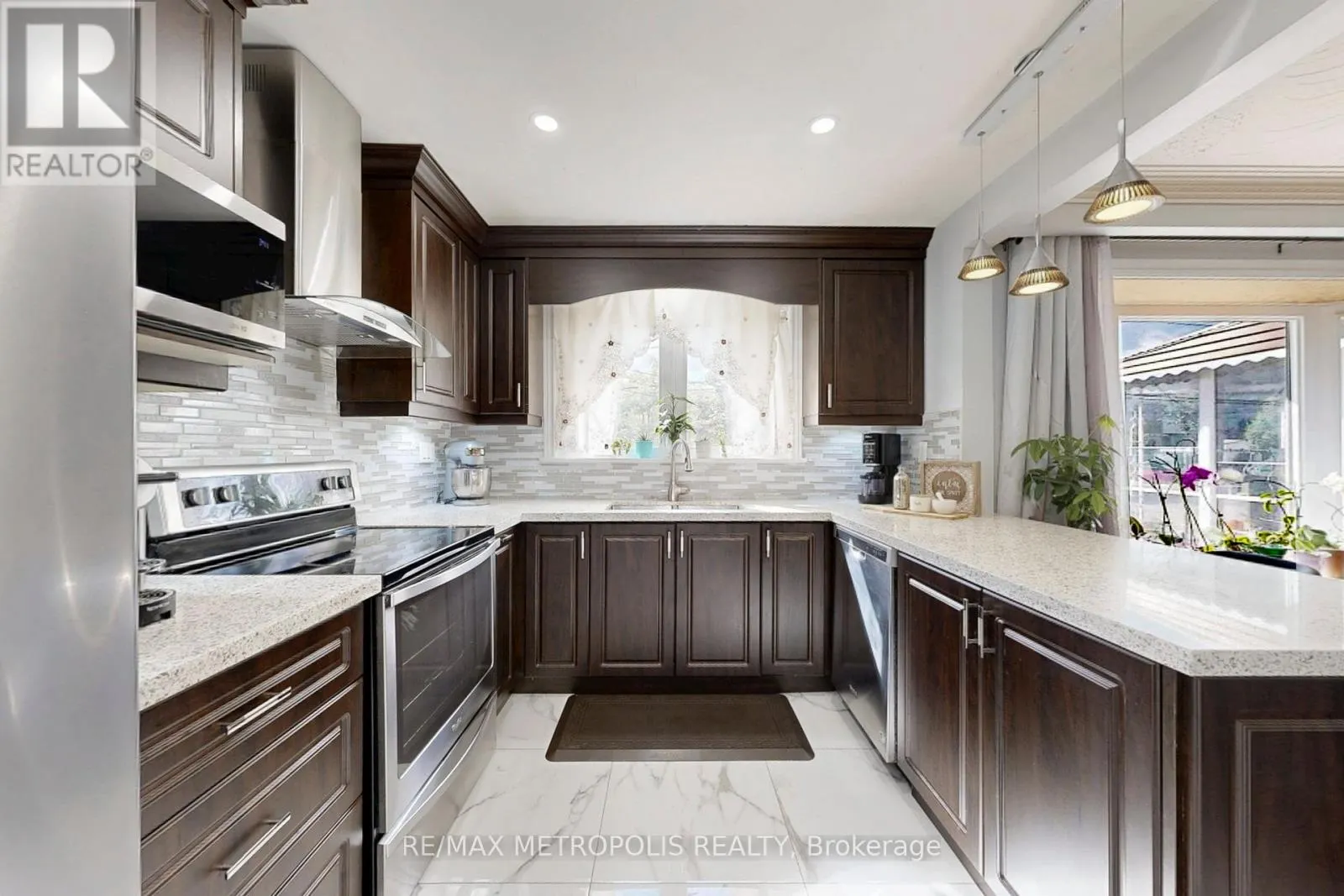 49 MAGELLAN DRIVE