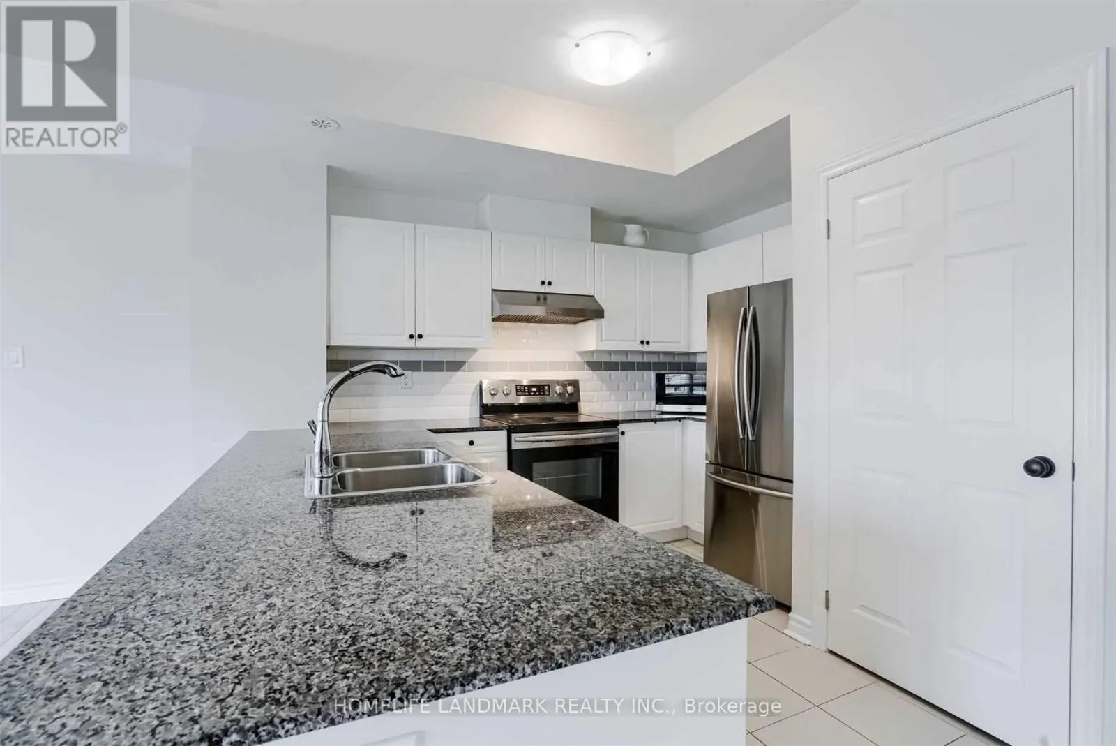 8-04 - 2420 BARONWOOD DRIVE