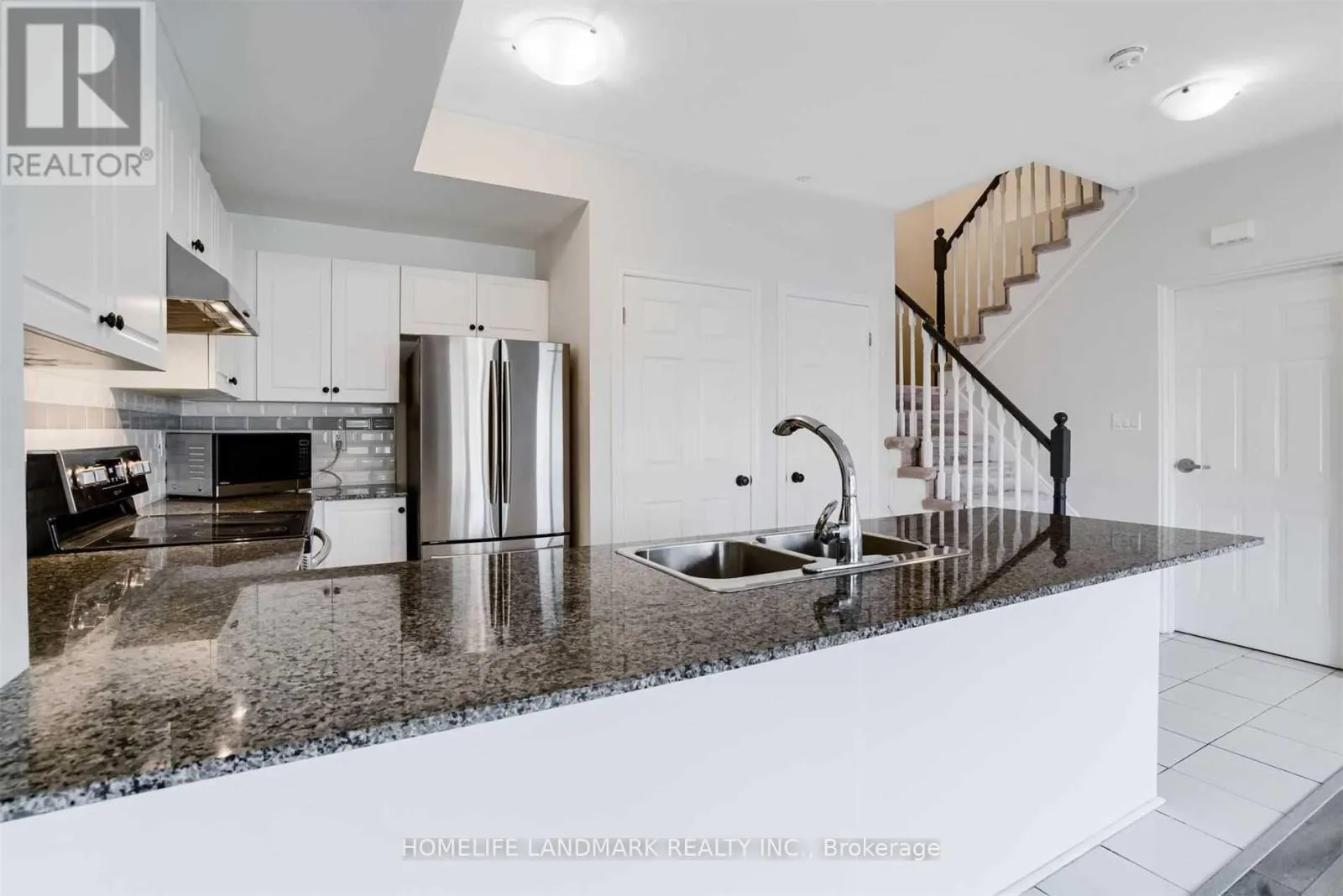 8-04 - 2420 BARONWOOD DRIVE