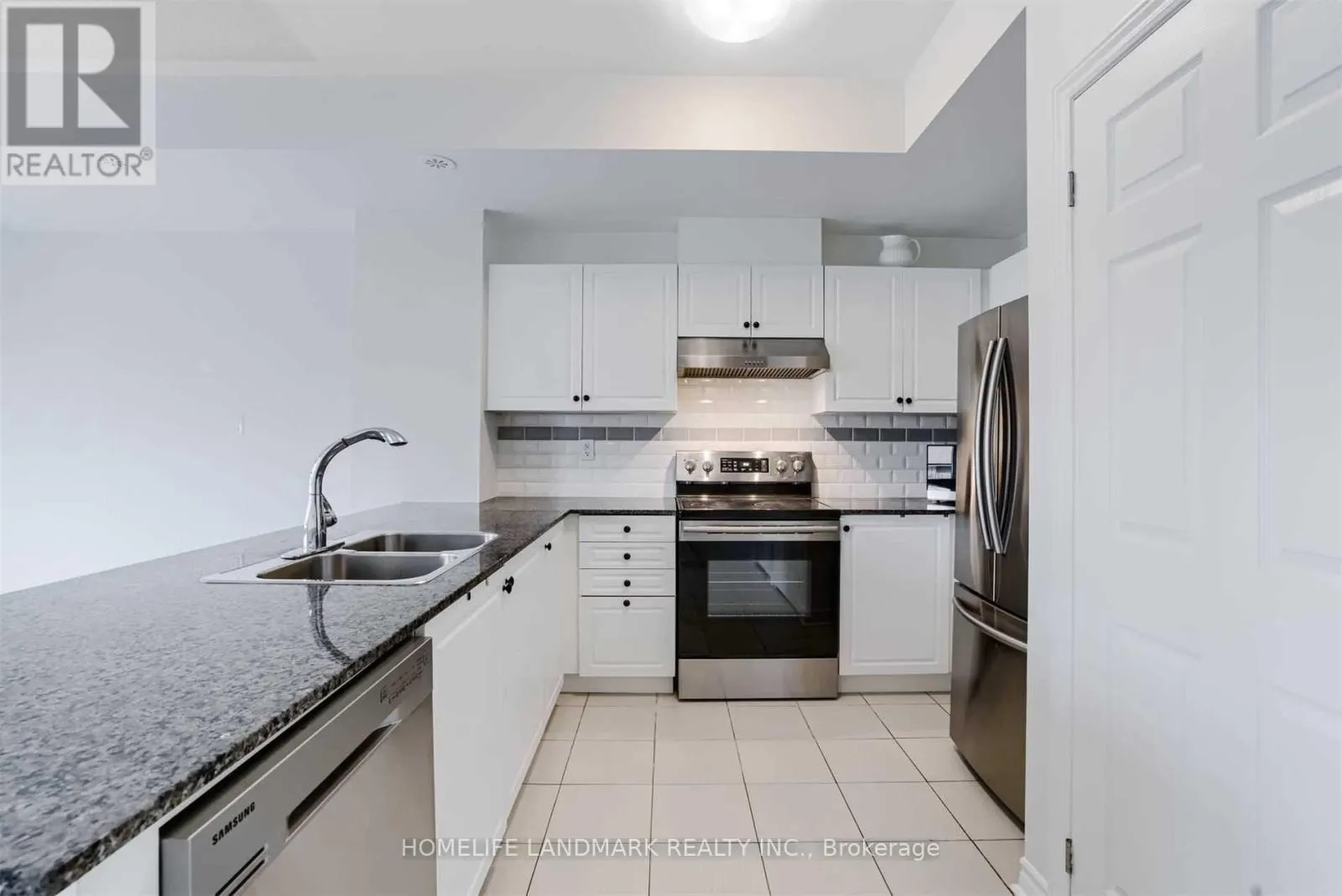 8-04 - 2420 BARONWOOD DRIVE