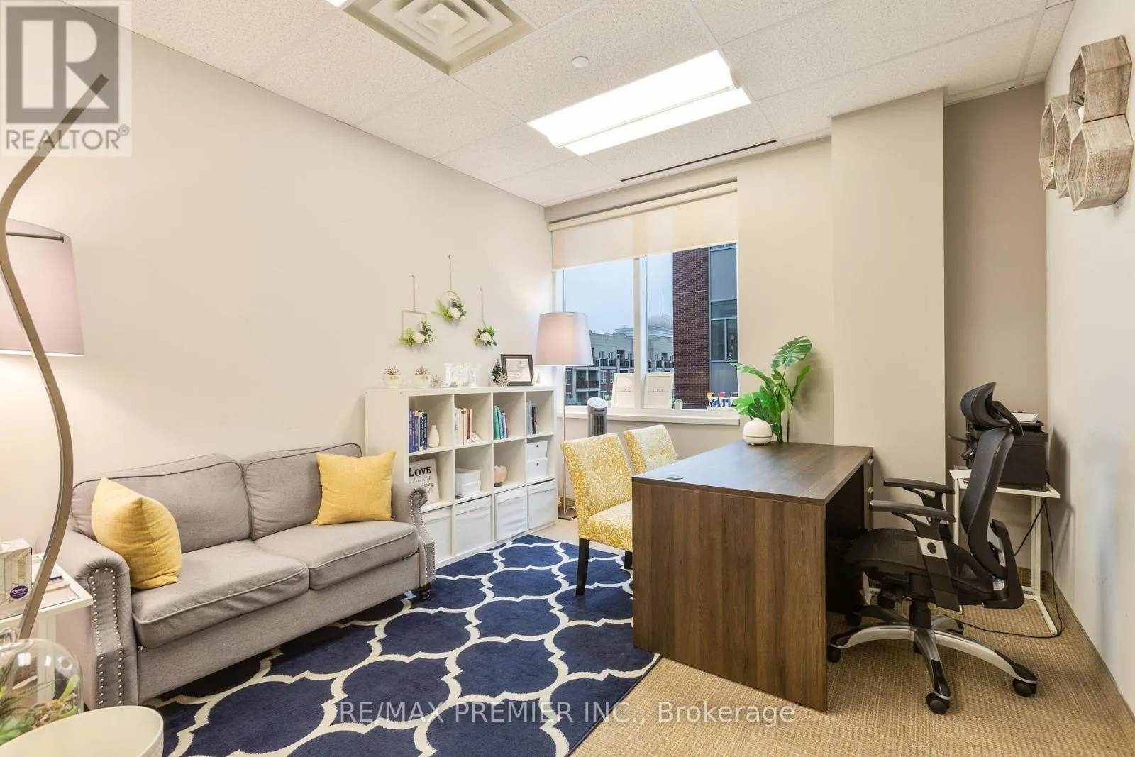 301-F - 231 OAK PARK BOULEVARD
