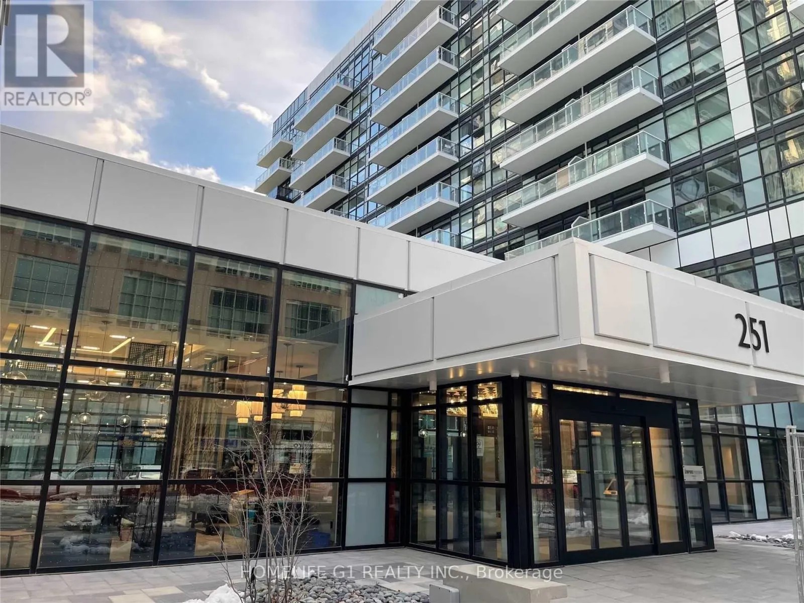 2101 - 251 MANITOBA STREET