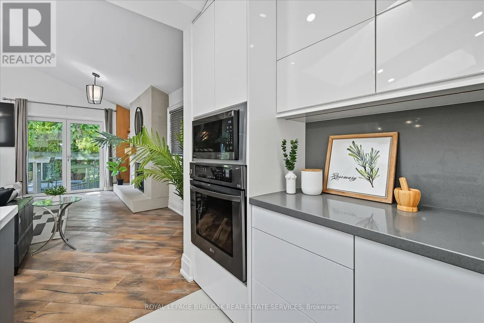 568 DYNES ROAD