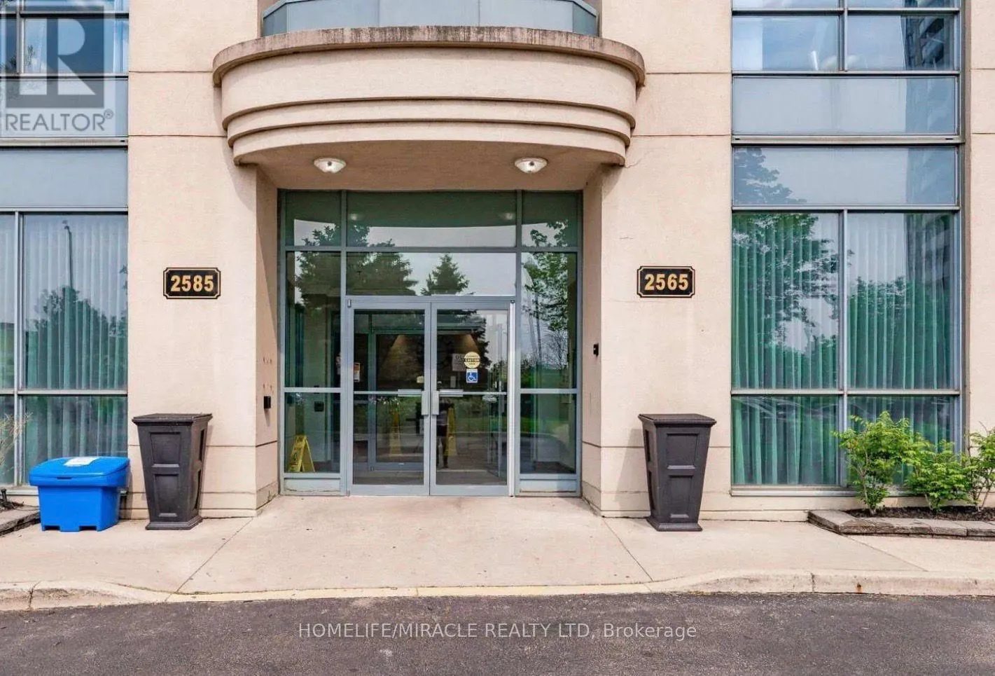 1208 - 2565 ERIN CENTRE BOULEVARD