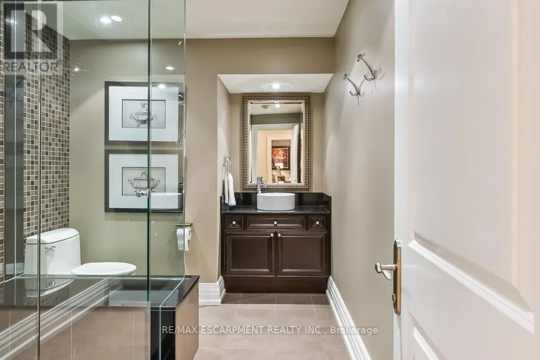1229 MINAKI ROAD
