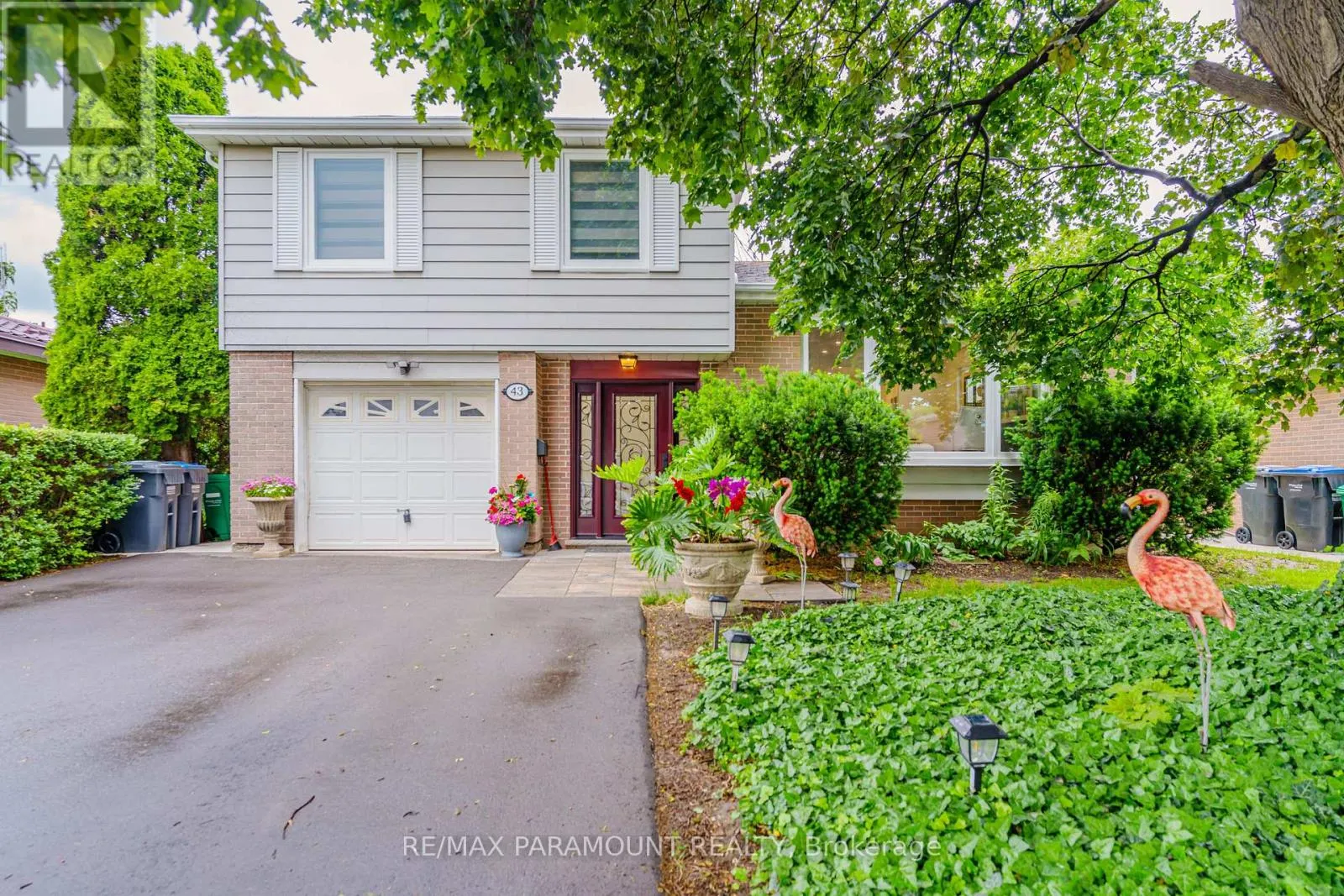 43 BROMLEY CRESCENT