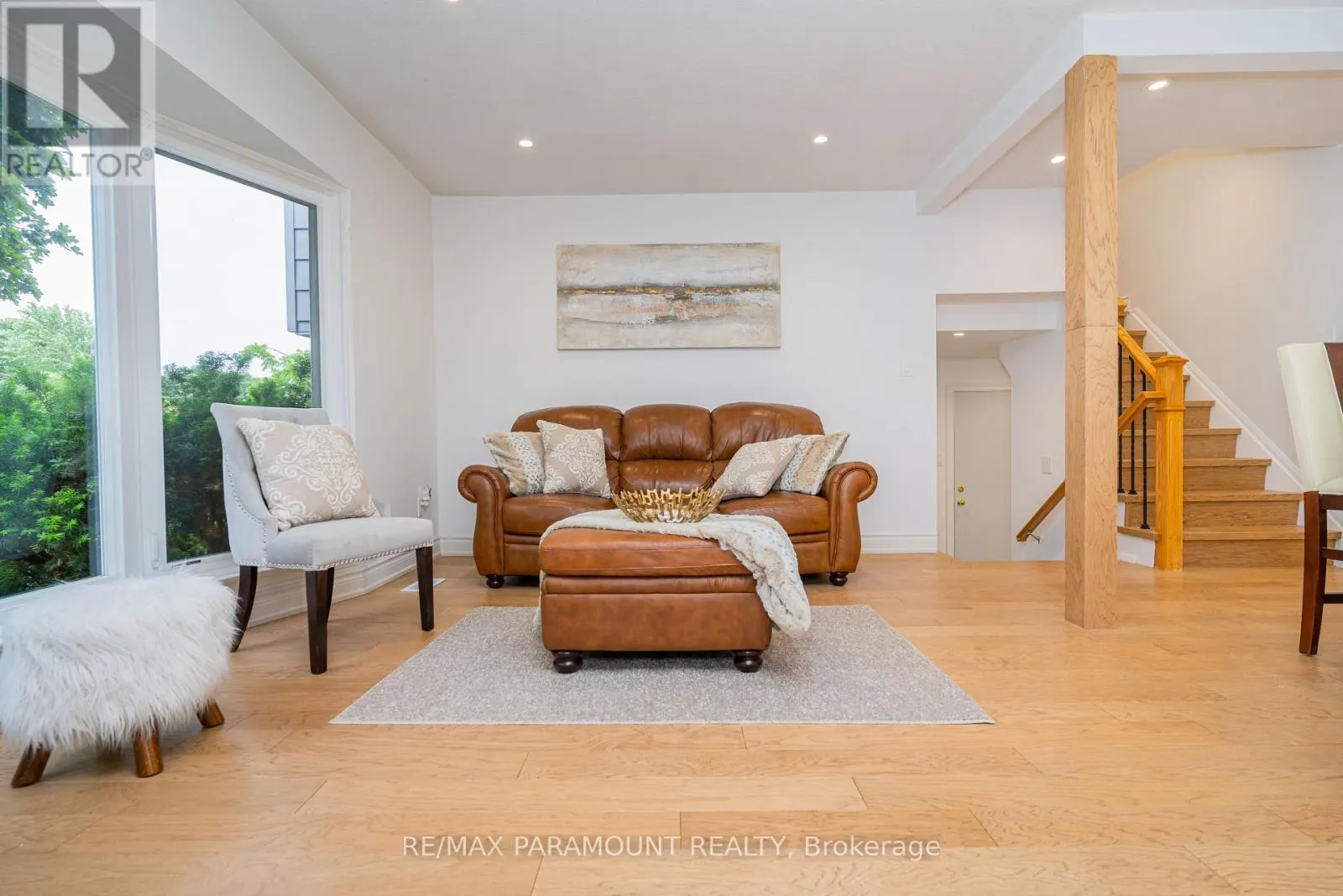 43 BROMLEY CRESCENT