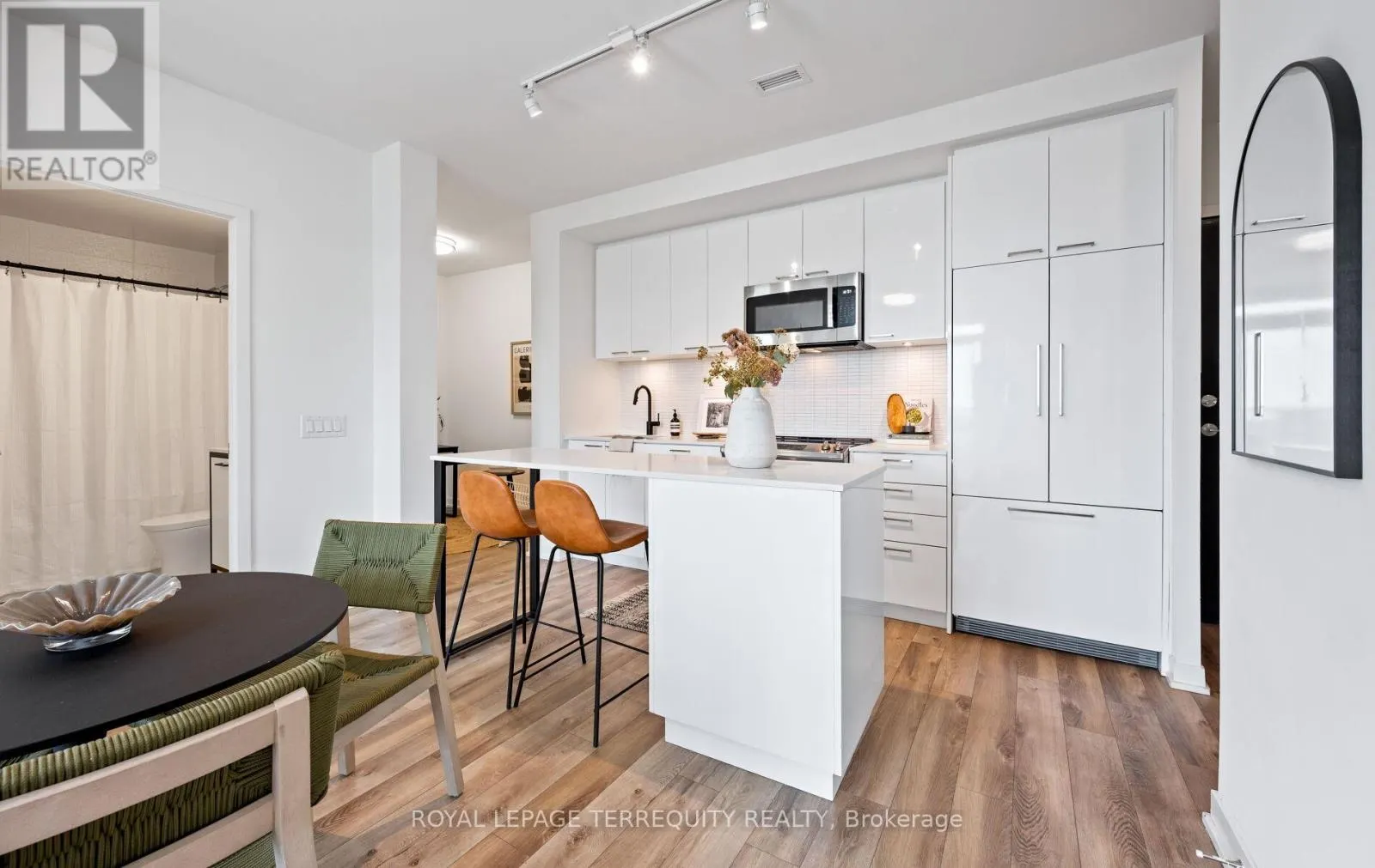 1103 - 1808 ST CLAIR AVENUE W