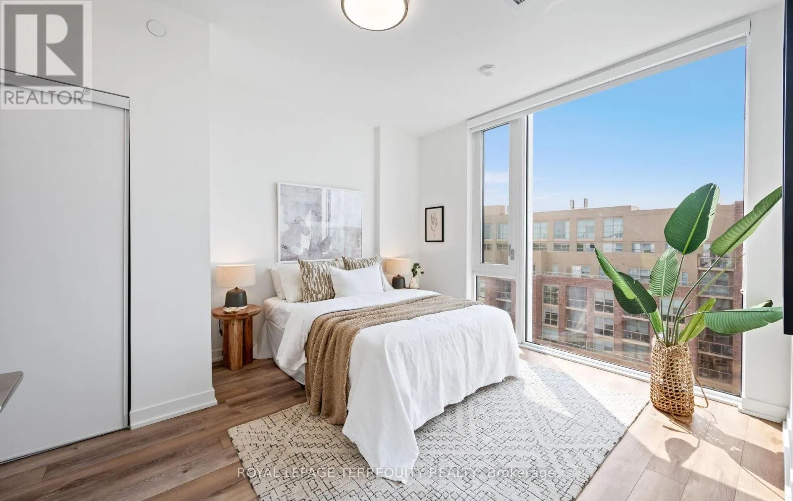 1103 - 1808 ST CLAIR AVENUE W