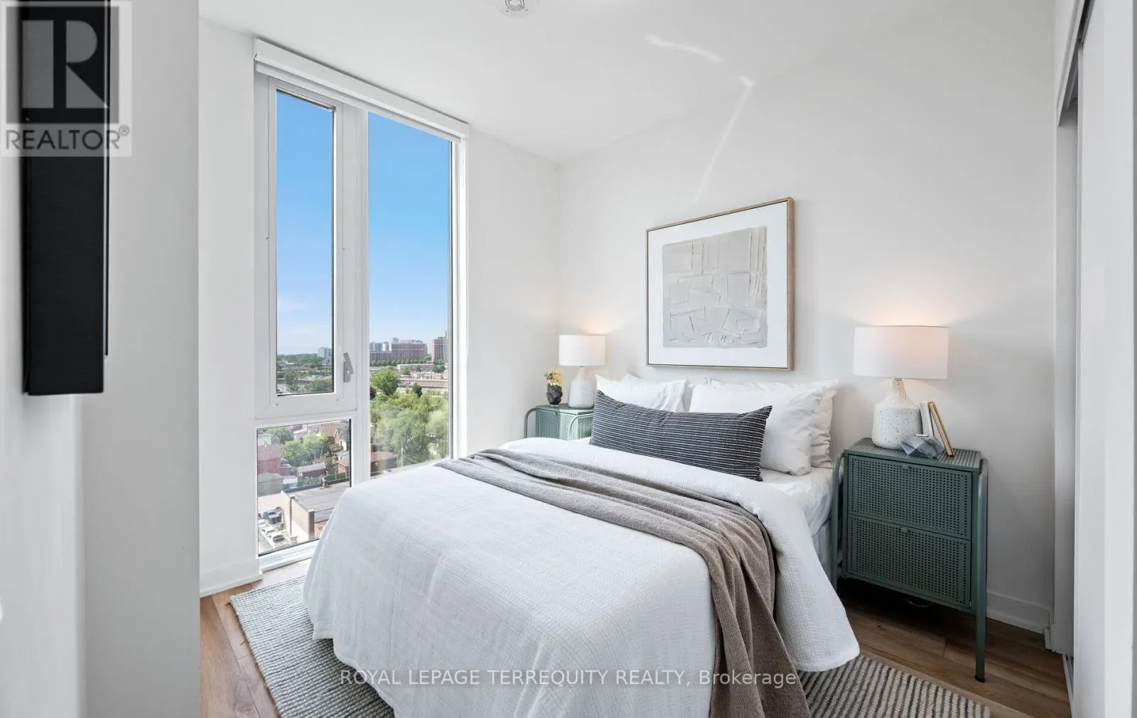 1103 - 1808 ST CLAIR AVENUE W