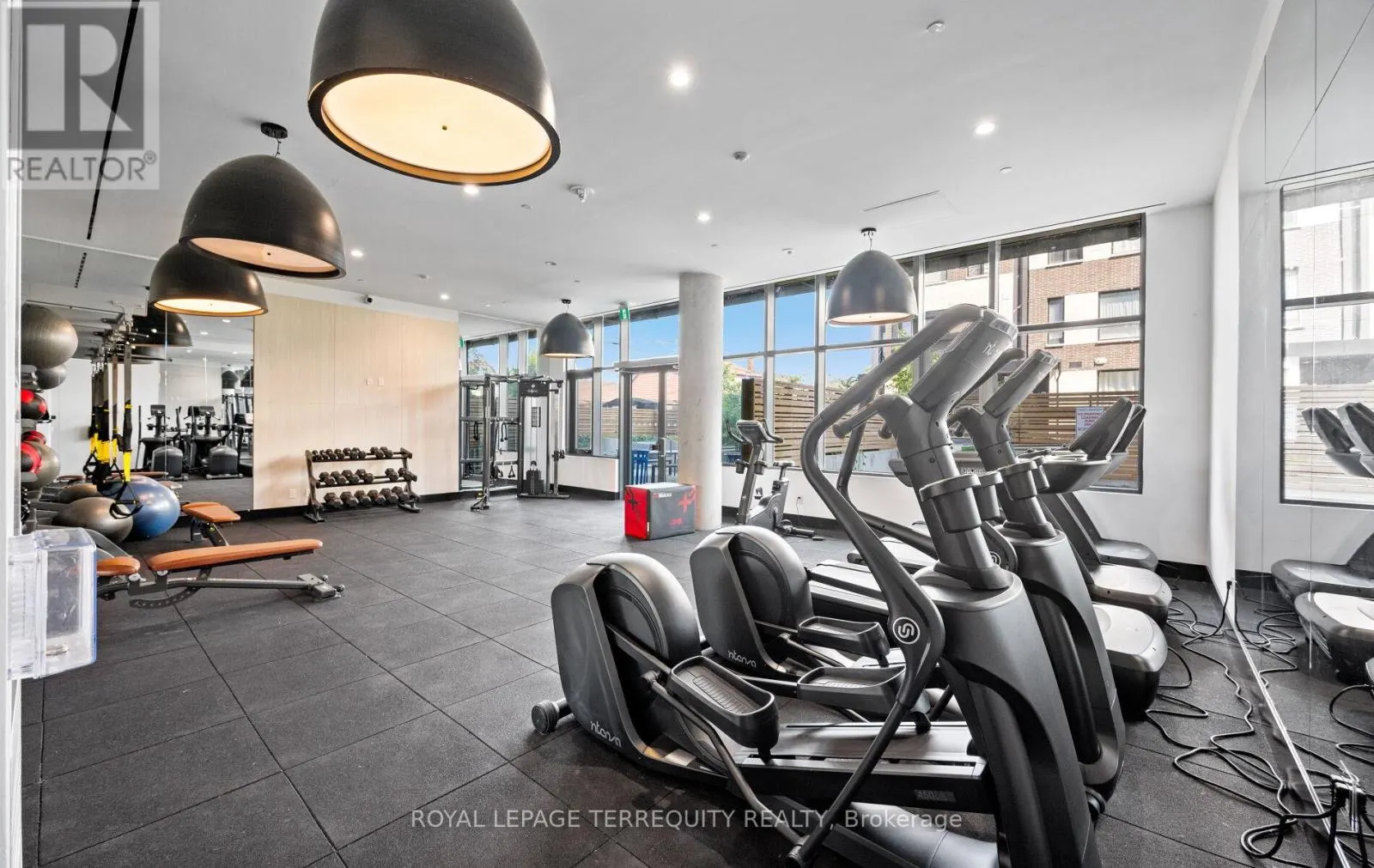 1103 - 1808 ST CLAIR AVENUE W
