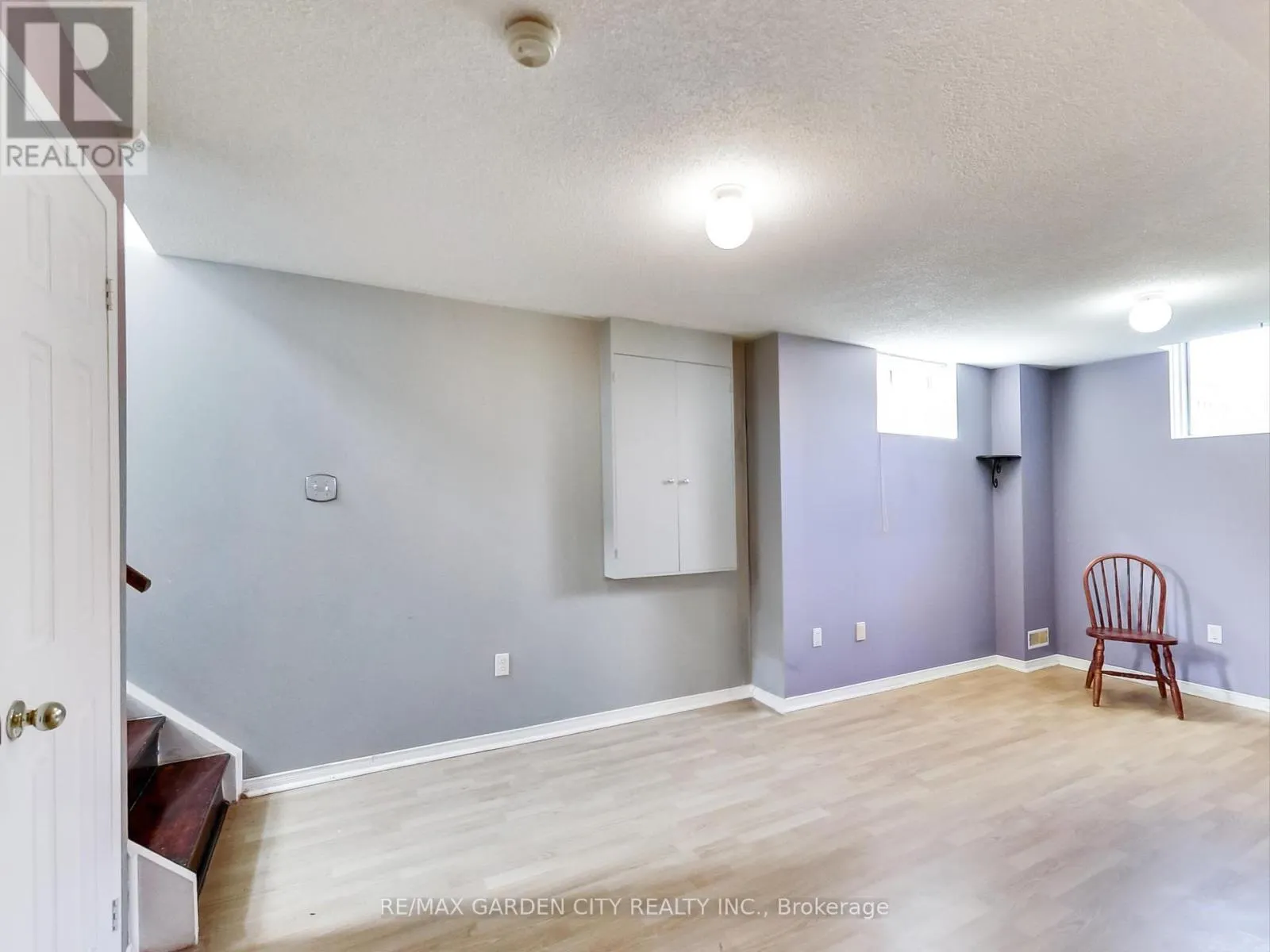 15 CARABRAM COURT