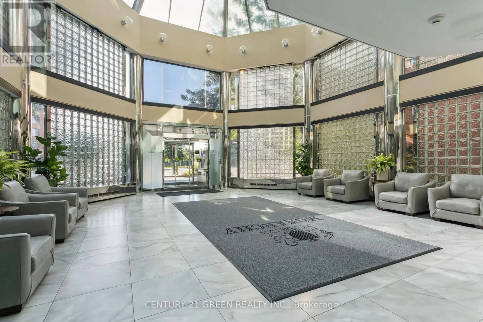 1205 - 325 WEBB DRIVE
