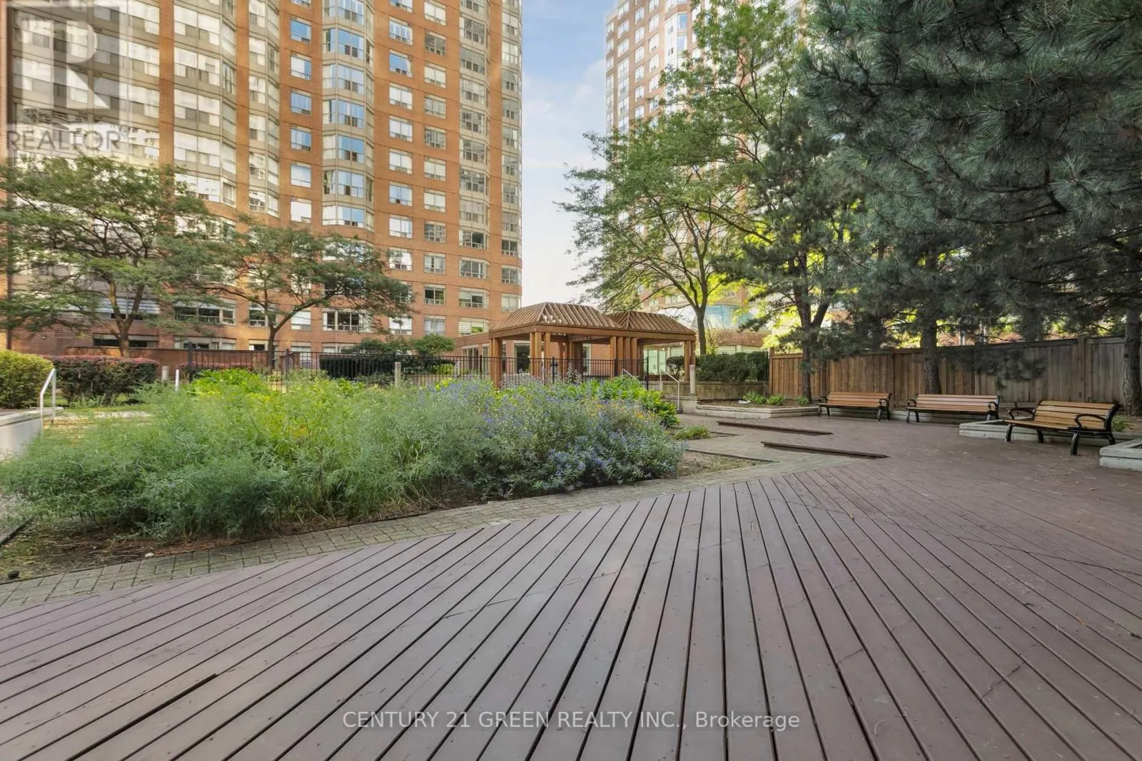1205 - 325 WEBB DRIVE