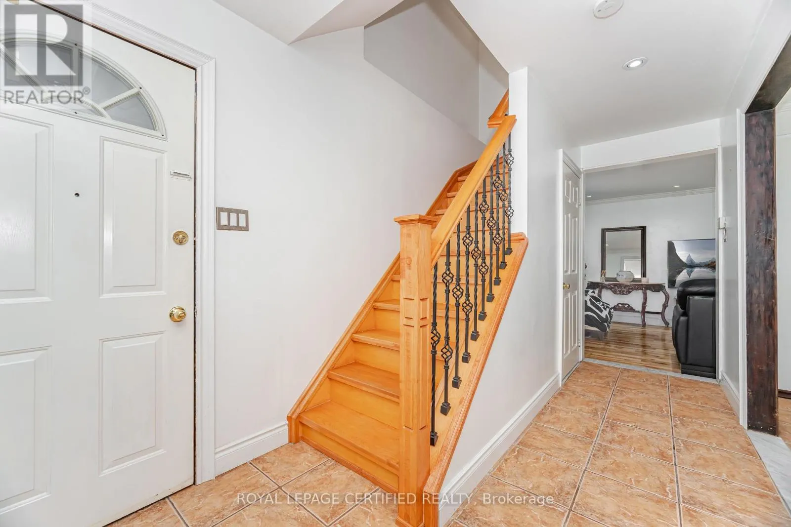 13 HILLDOWNTREE TRAIL
