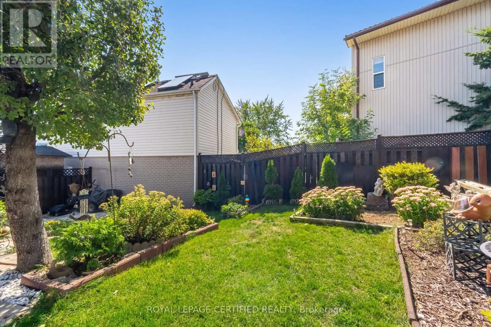 13 HILLDOWNTREE TRAIL