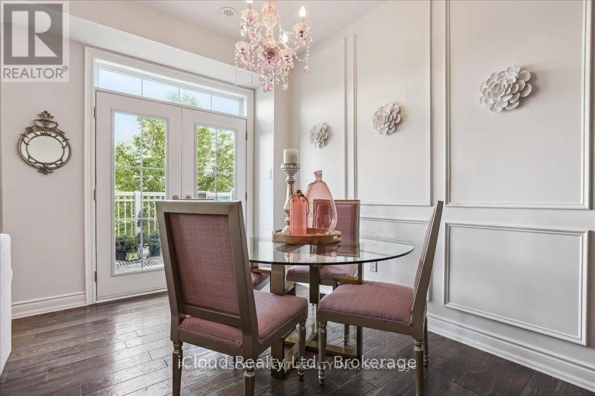 2572 GRAND OAK TRAIL