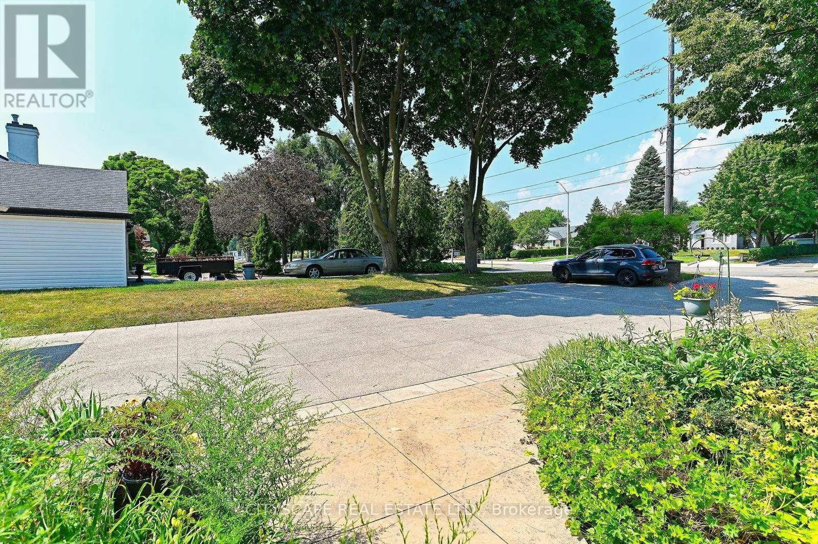 354 PLAINS ROAD W