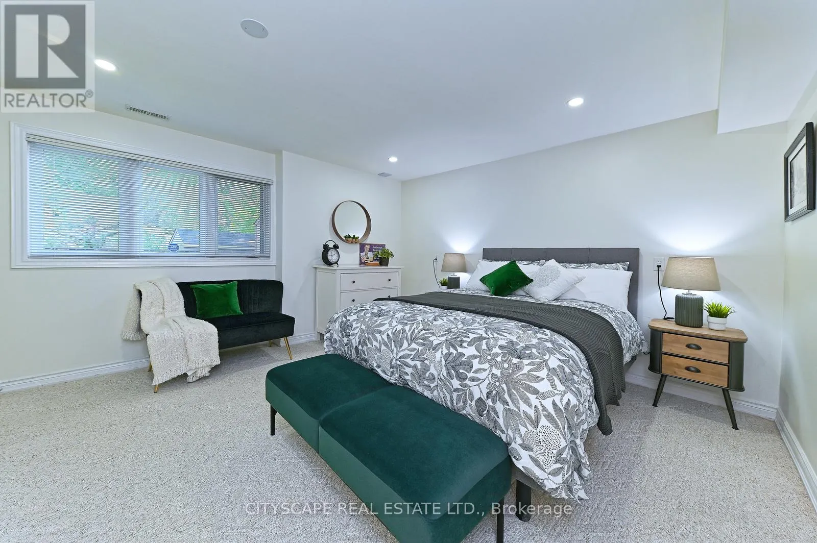 354 PLAINS ROAD W