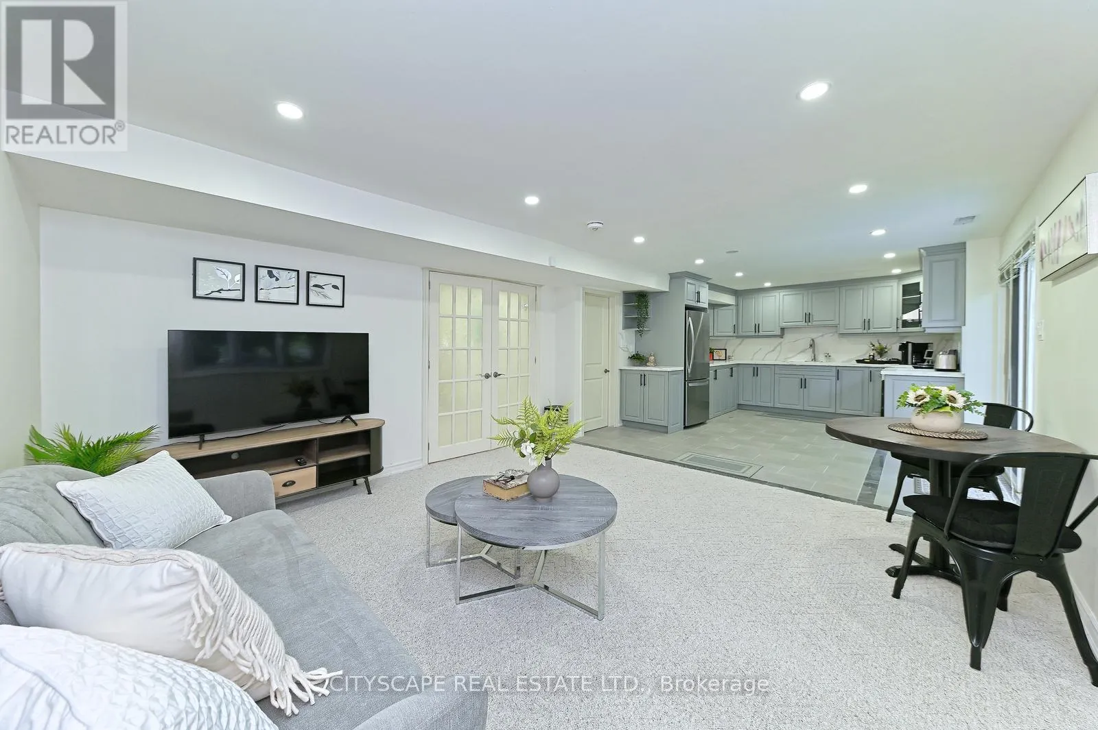 354 PLAINS ROAD W