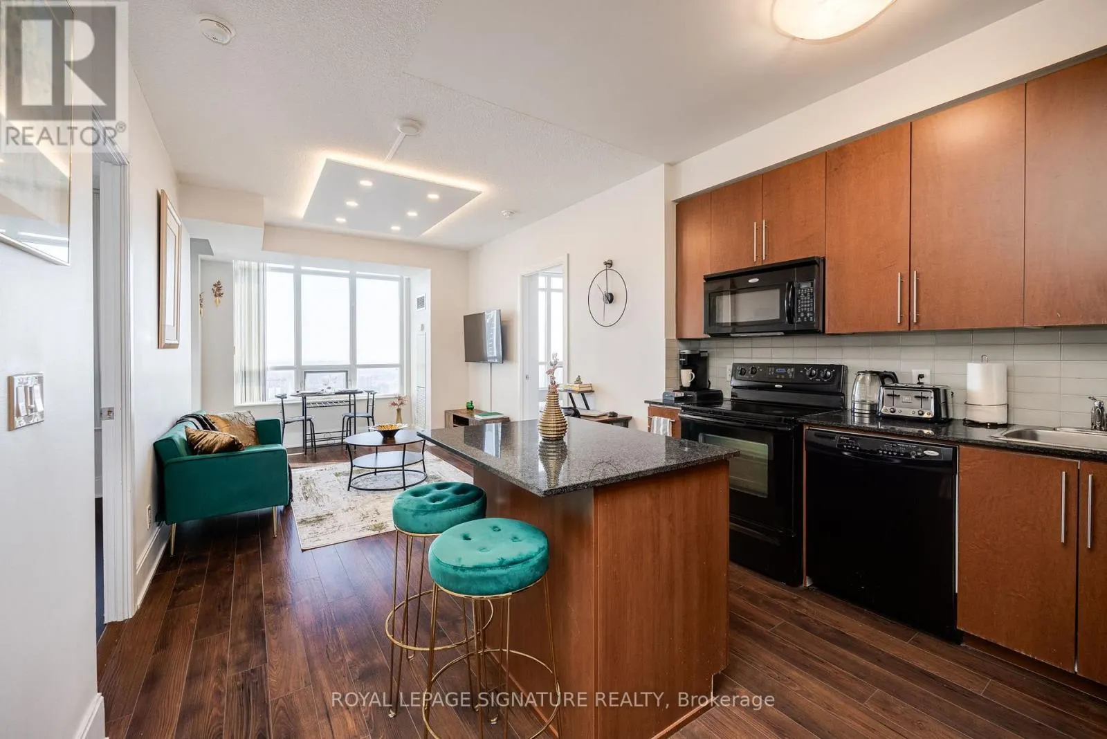 2908 - 330 BURNHAMTHORPE ROAD W