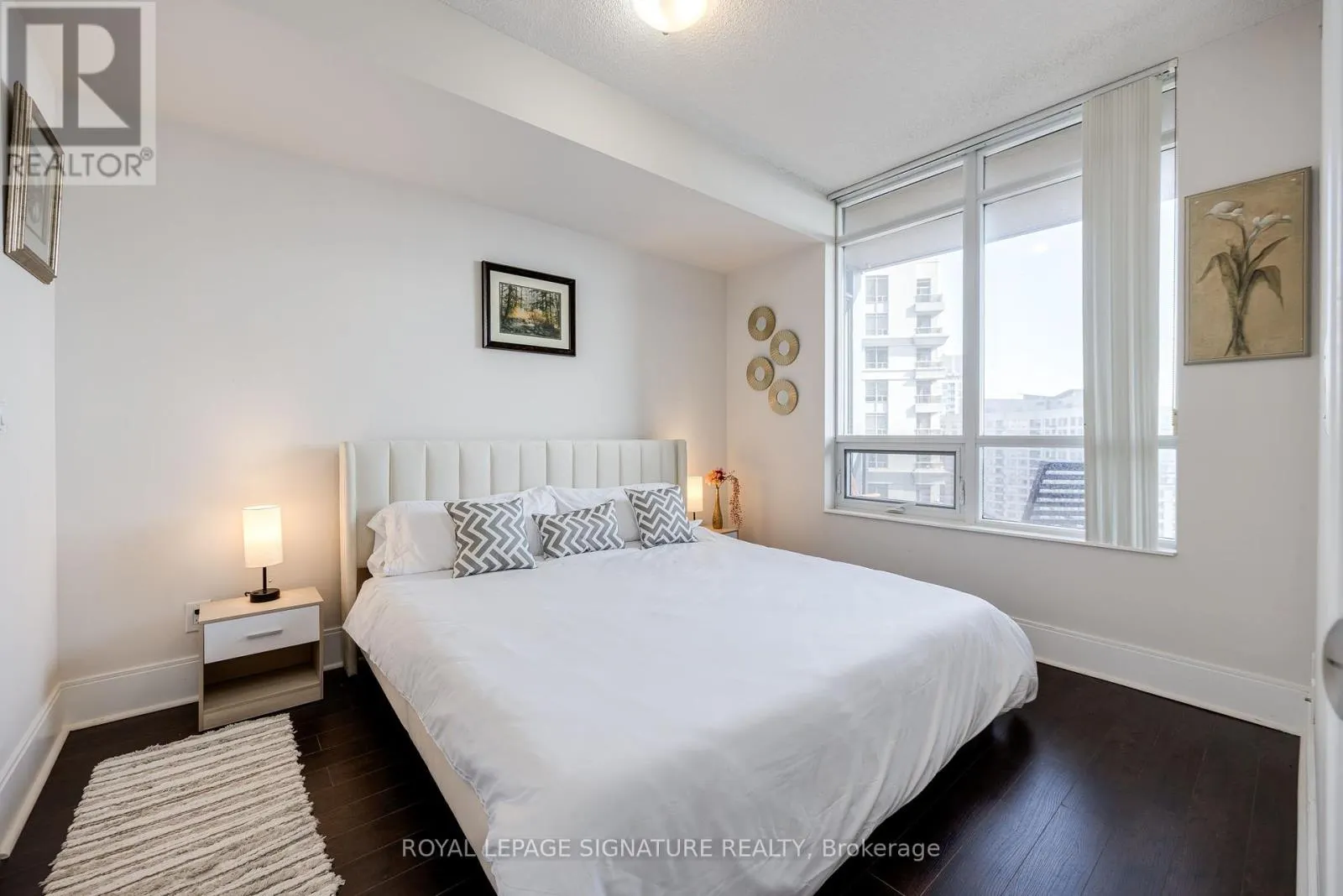 2908 - 330 BURNHAMTHORPE ROAD W
