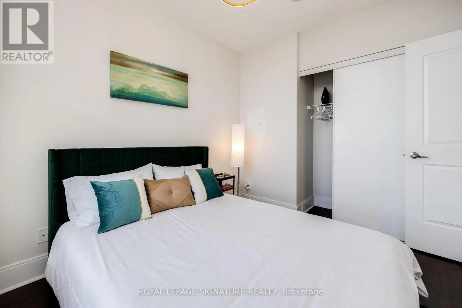 2908 - 330 BURNHAMTHORPE ROAD W