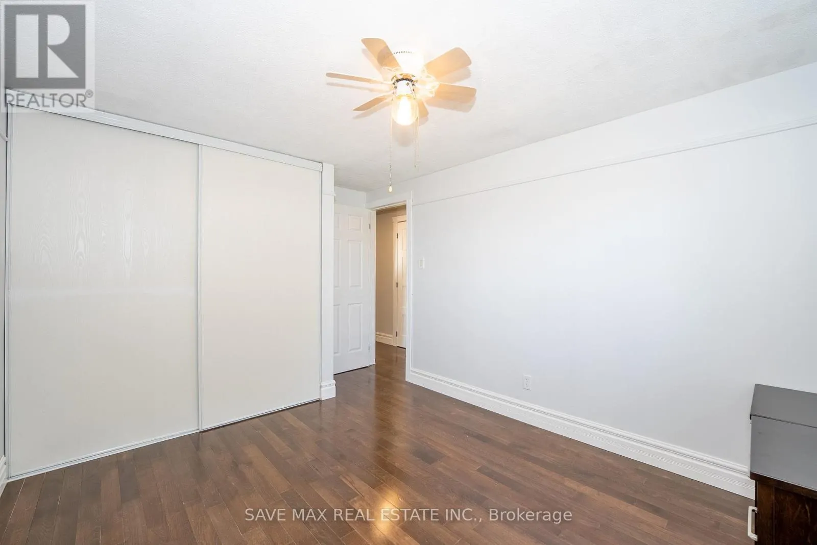 93 ARCHDEKIN DRIVE