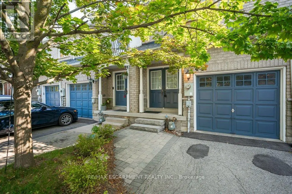 43 DOMINION GARDENS DRIVE