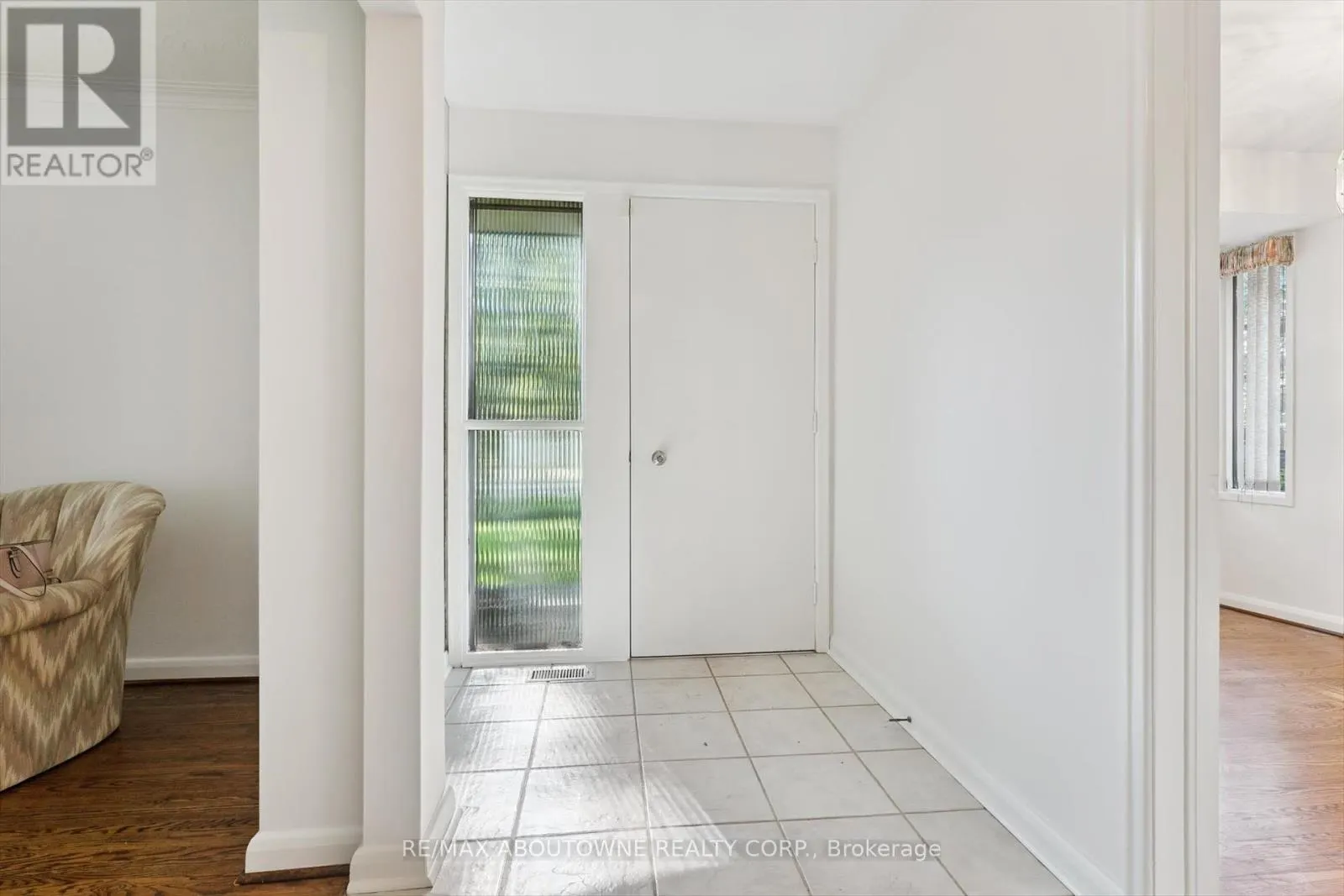 1095 LINBROOK ROAD