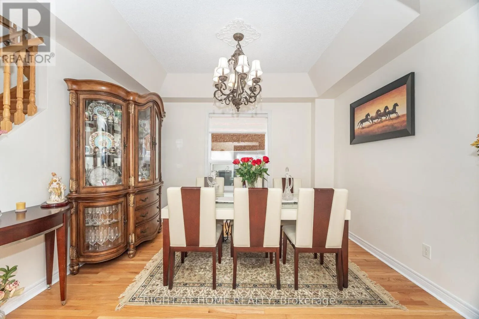 2 MELROSE GARDENS