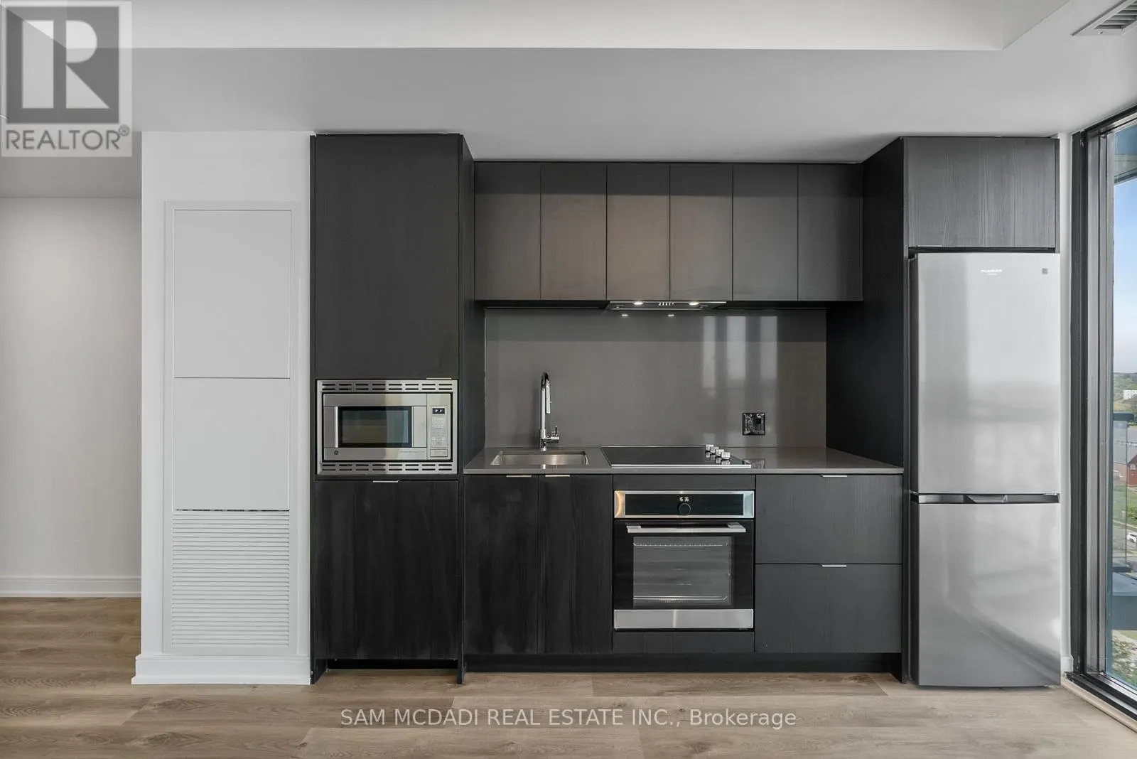 1103 - 3009 NOVAR ROAD